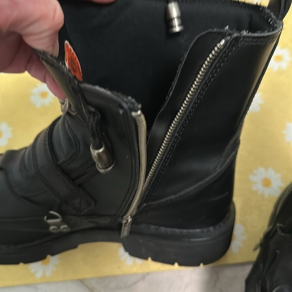 Harley Davidson leather motorcycle boots - Picture 3 of 7